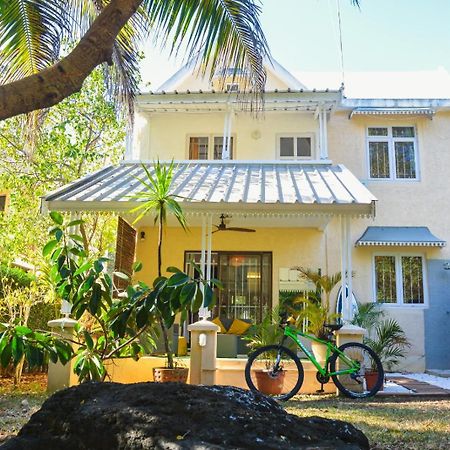 Wolmar Flic En Flac 3 Bedroom Beach Villa エクステリア 写真