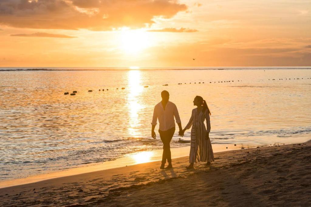 Wolmar Flic En Flac 3 Bedroom Beach Villa エクステリア 写真