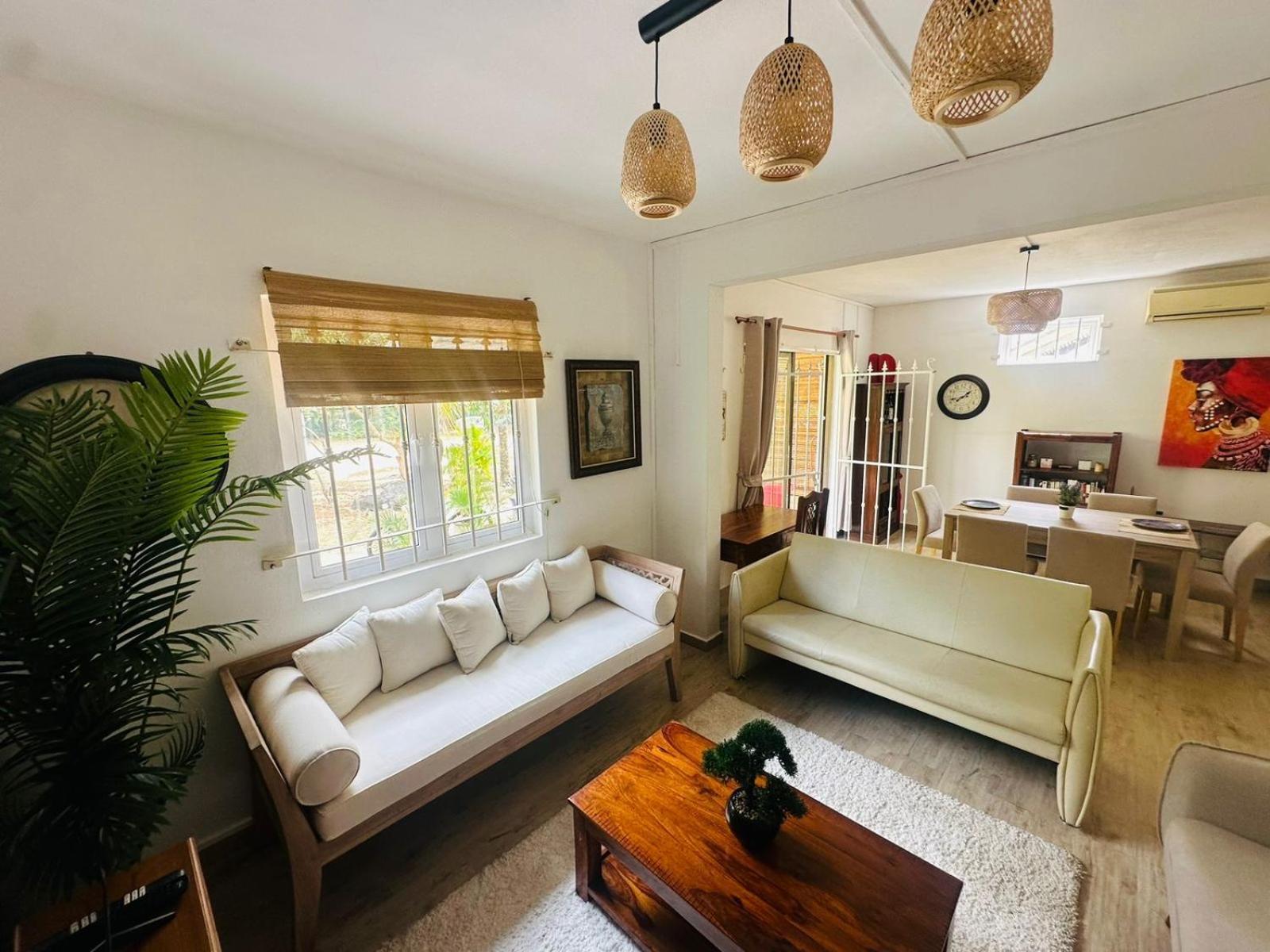 Wolmar Flic En Flac 3 Bedroom Beach Villa エクステリア 写真